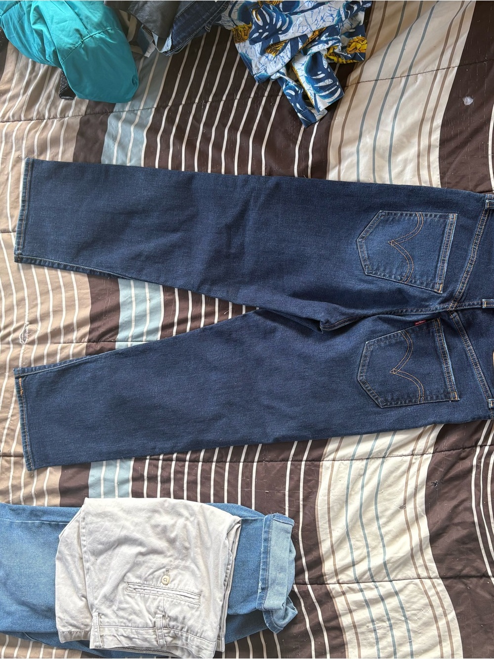 Levi's Men's Straight Jeans in Dark Blue Denim